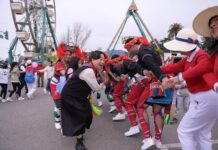 深化城市外交 花蓮縣長徐榛蔚組團原民樂舞參加天普市遊行 受美國華人熱烈歡迎