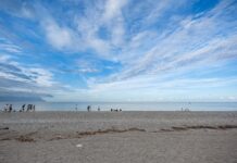 響應五月天「一路向東」花蓮演唱會 花蓮體驗活動五折! 多日遊機加酒行程3折、省近6000元!花蓮旅遊優惠懶人包看這裡